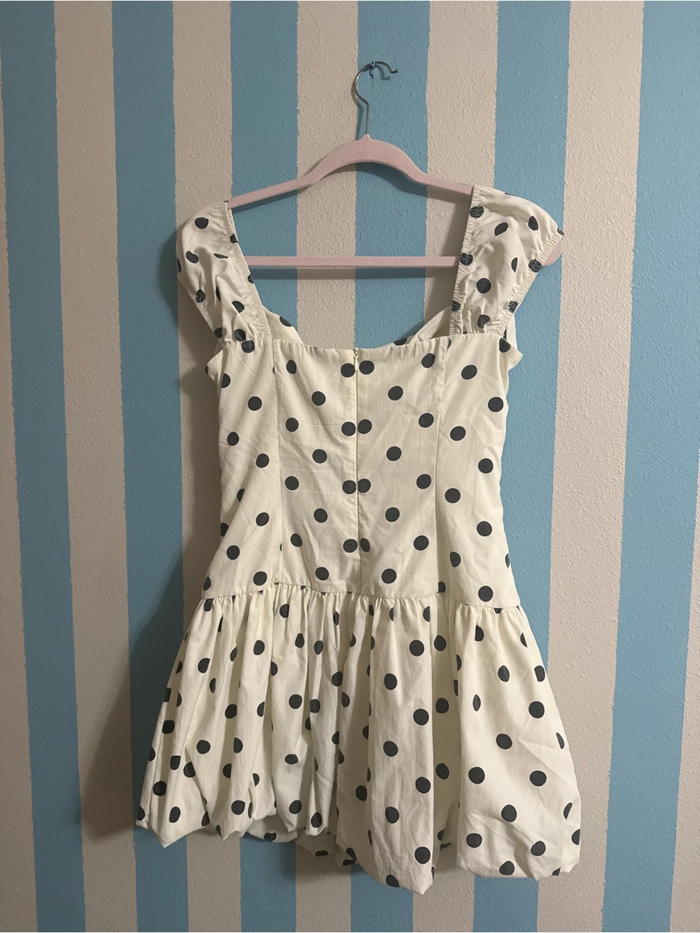 Luvalot Australia White Black Polka Dot Bubble Hem Mini Dress - Picture 3 of 4
